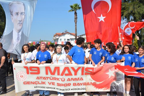 19 Mayıs Atatürk'ü Anma Gençlik ve Spor Bayramı İlçemizde Çoşkuyla Kutlandı.
